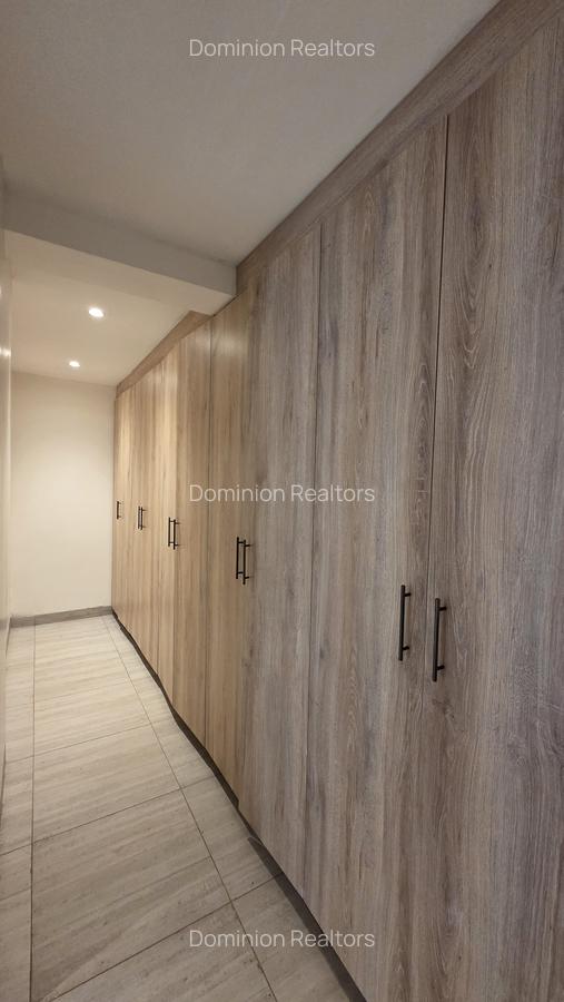 3 Bed Apartment with En Suite in Westlands Area - 5