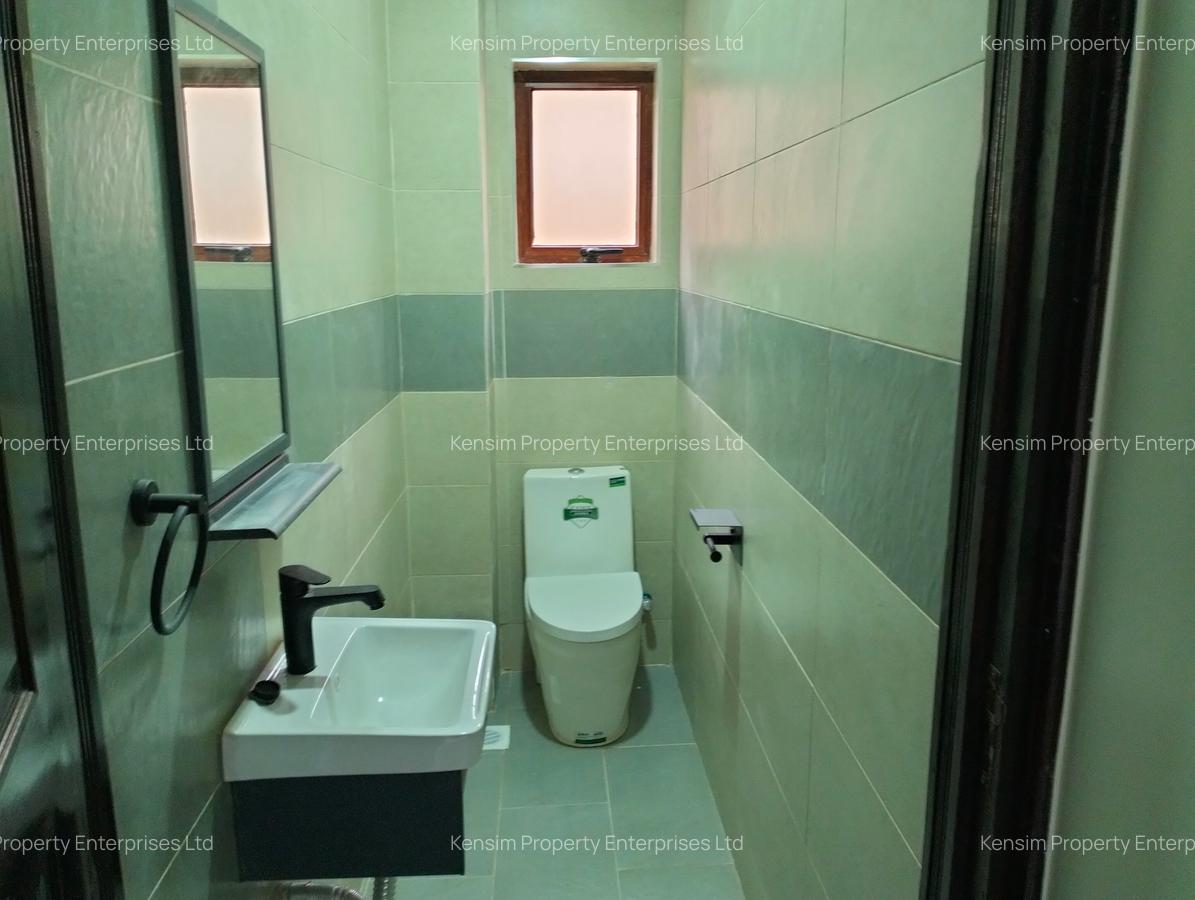 5 Bed Townhouse with En Suite in Kitisuru - 10