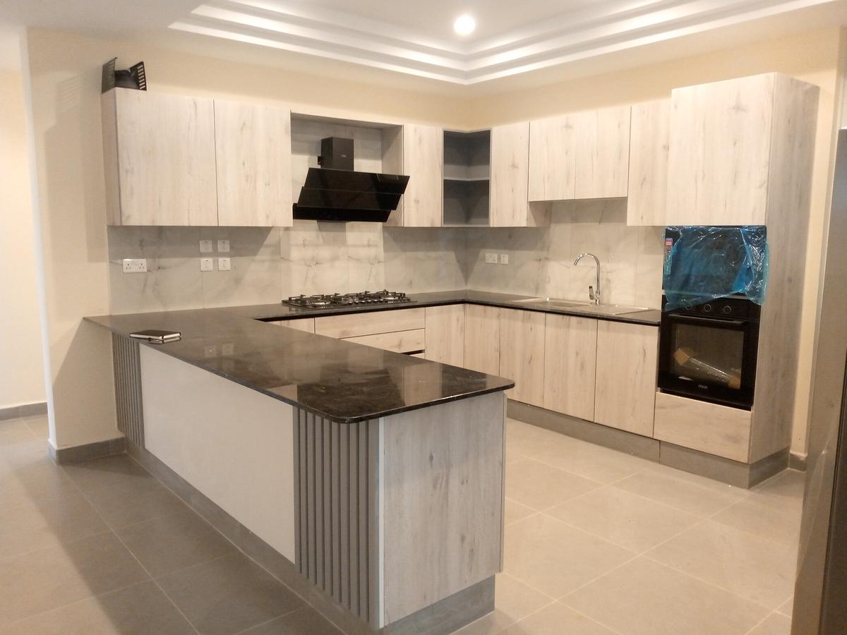 4 Bed Apartment with En Suite at Githuri Road - 4