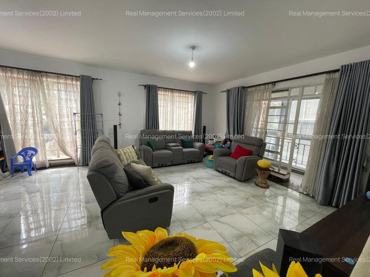 3 Bed Apartment with En Suite at 1St Parklands - 2