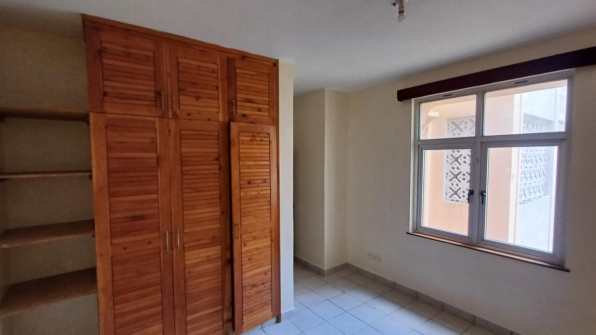 2 Bed Apartment with En Suite in Shanzu - 11