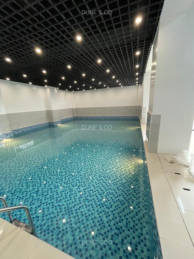 3 Bed Apartment with En Suite in Riverside - 2