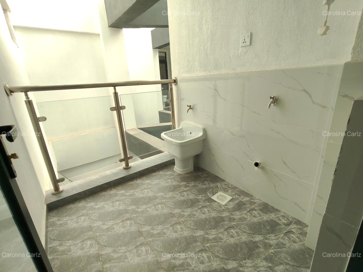 2 Bed Apartment with En Suite at Westlands Road - 12