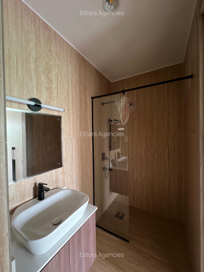 3 Bed Apartment with En Suite at Kirawa Road - 11