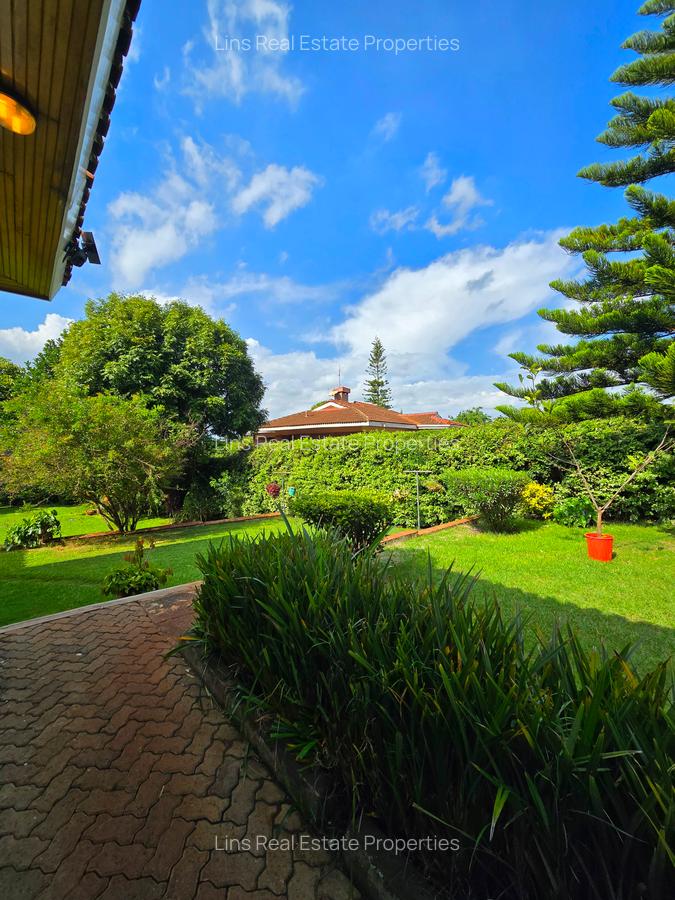 5 Bed House with En Suite in Runda - 3
