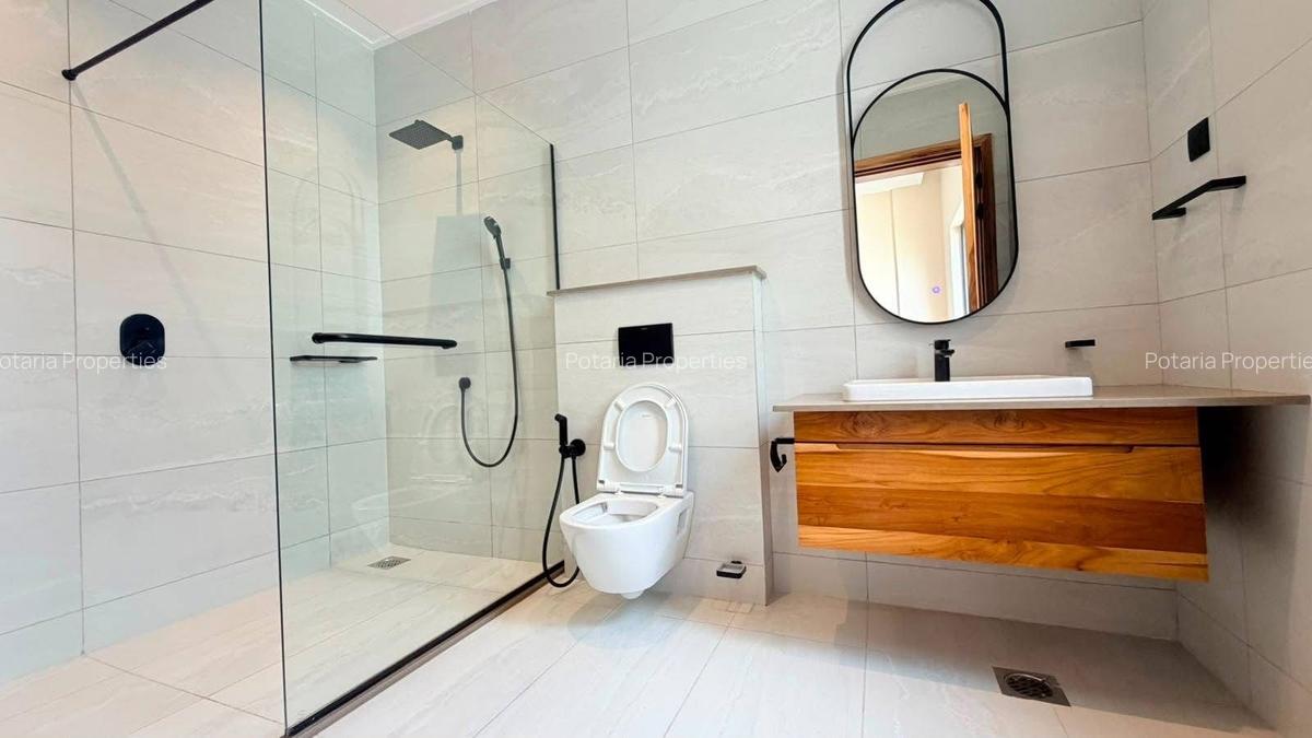 4 Bed Apartment with En Suite in Loresho - 9
