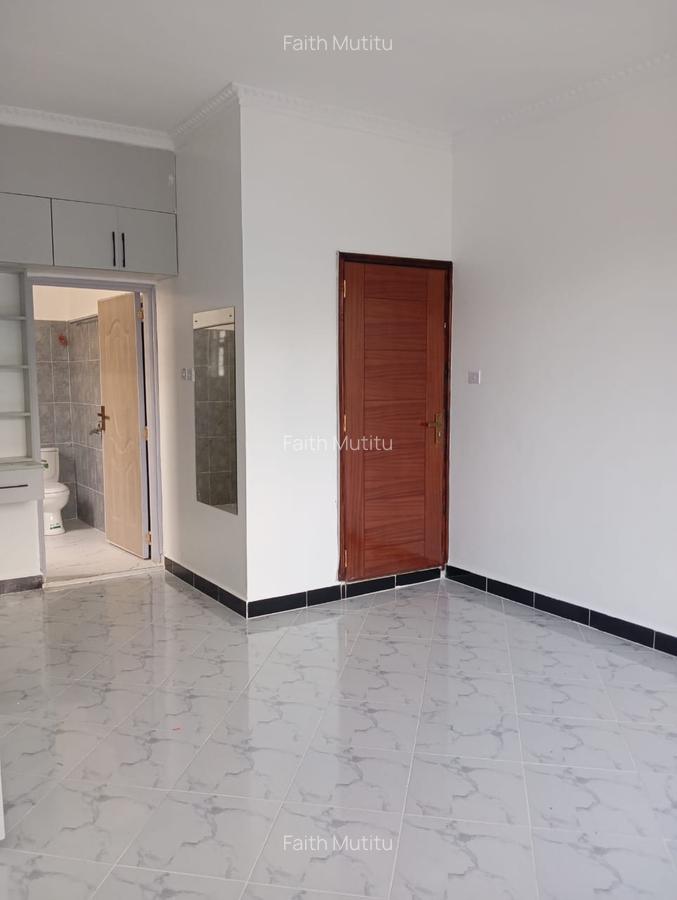 4 Bed House with En Suite at Rimpa - 12