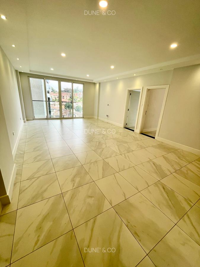 2 Bed Apartment with En Suite in Westlands Area - 4