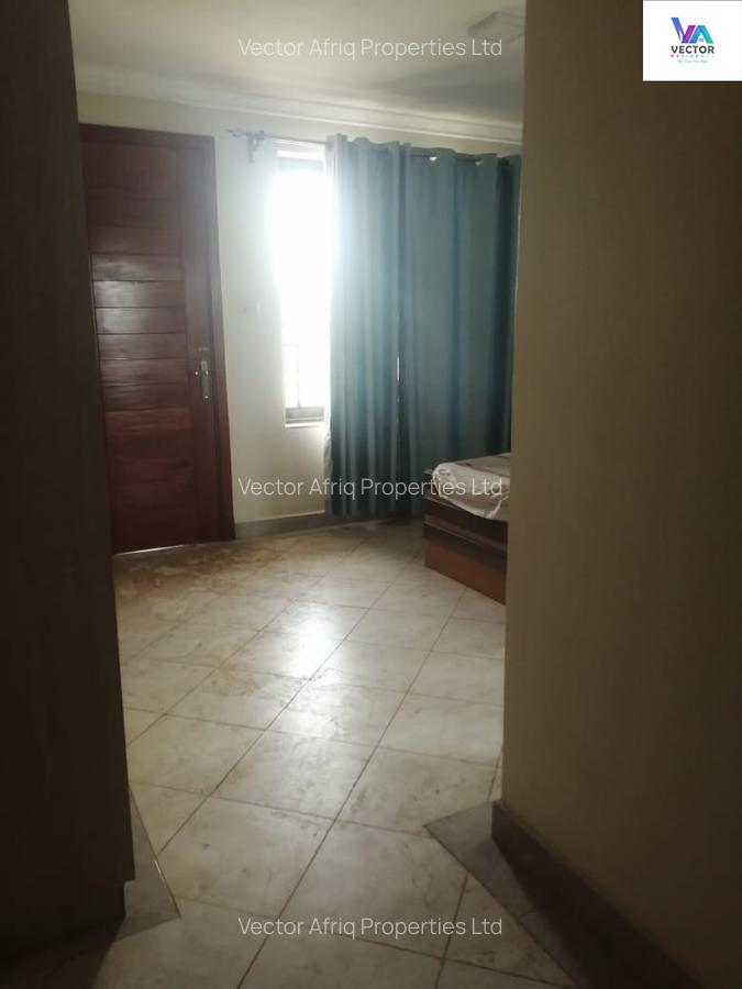 5 Bed Townhouse with En Suite in Syokimau - 15