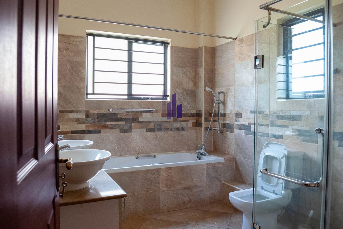 2 Bed Apartment with En Suite at Mvuli Road - 11