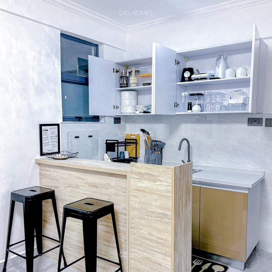 Serviced 1 Bed Apartment with Gym at Wood Avenue - 3