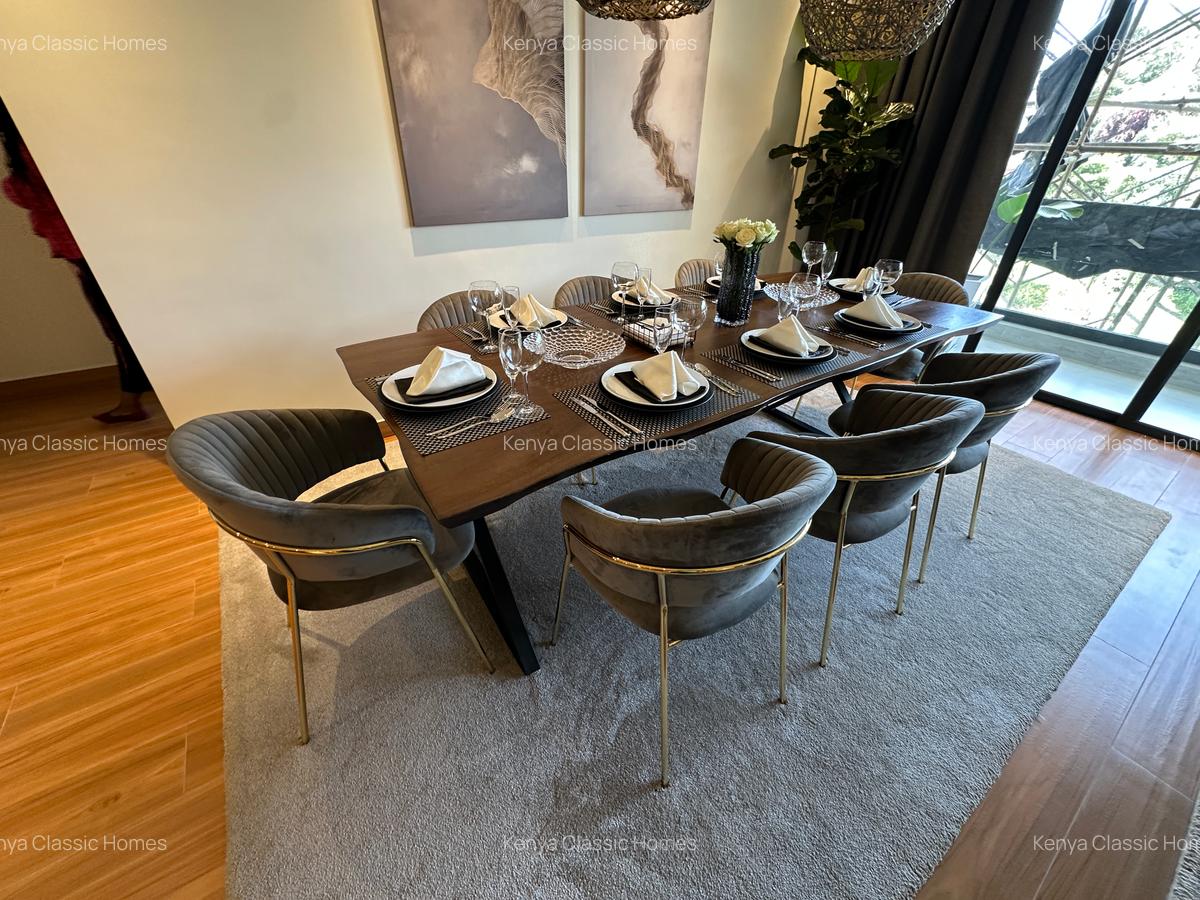 3 Bed Apartment with En Suite at Riverside - 4