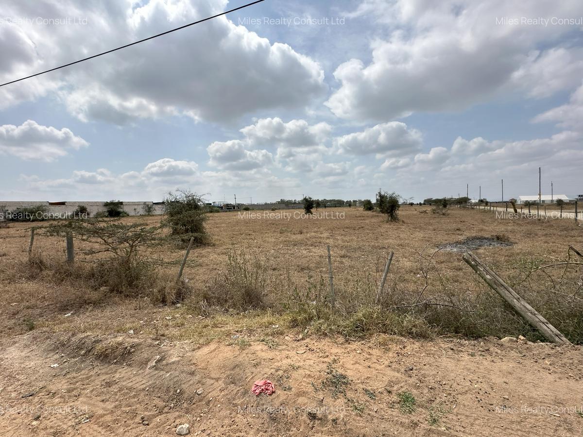 10 ac Commercial Land at Kitengela Namanga Road - 5