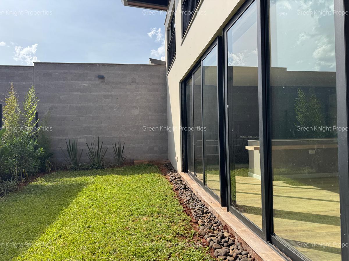 4 Bed Townhouse with En Suite in Runda - 2