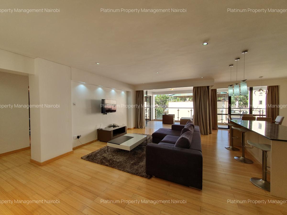 Serviced 2 Bed Apartment with En Suite at Westlands Rd - 2