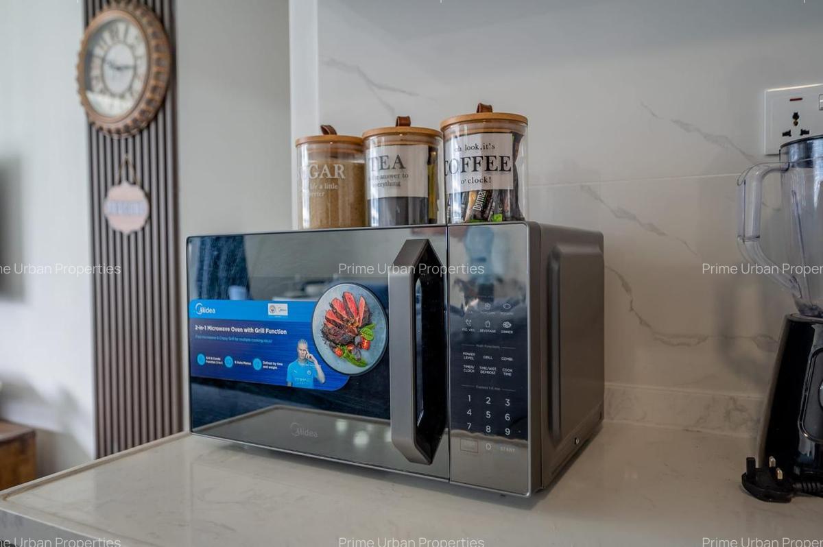 Serviced 2 Bed Apartment with En Suite in Riverside - 2