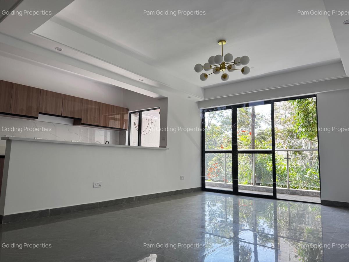 2 Bed Apartment with En Suite in Riverside - 6