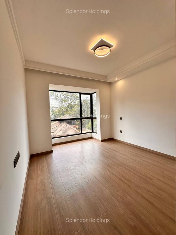 2 Bed Apartment with Swimming Pool in Riverside - 3