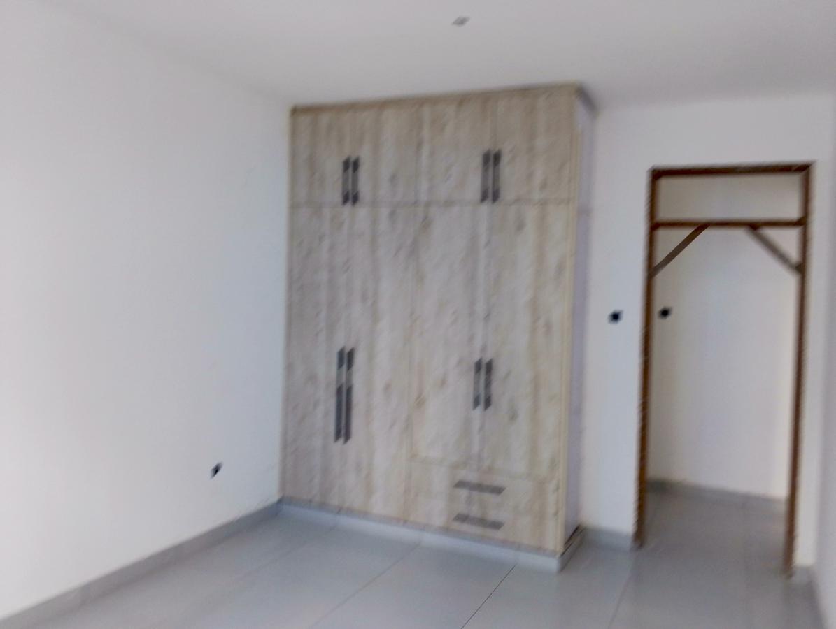 3 Bed Apartment with En Suite at Tausi Road - 5