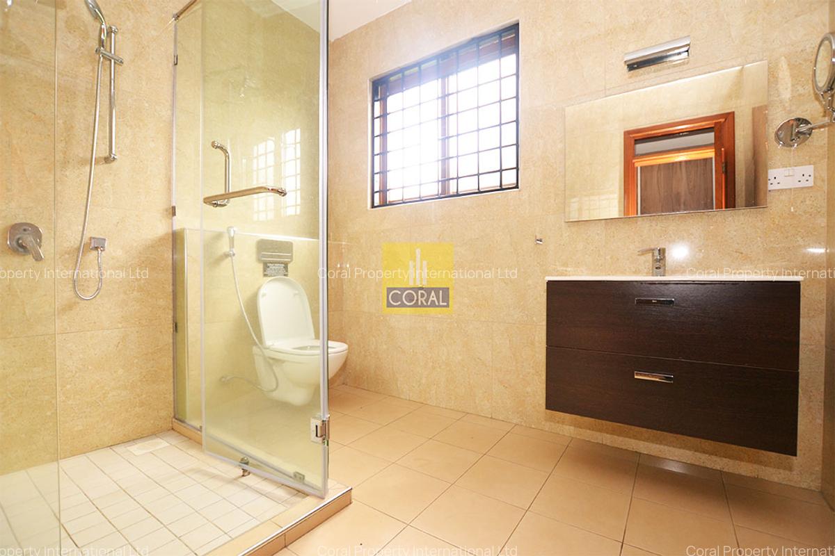 5 Bed Apartment with Parking in Runda - 7