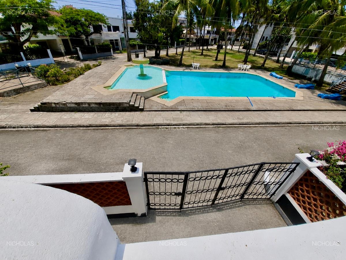 4 Bed Villa with En Suite at Twiga Road - 18