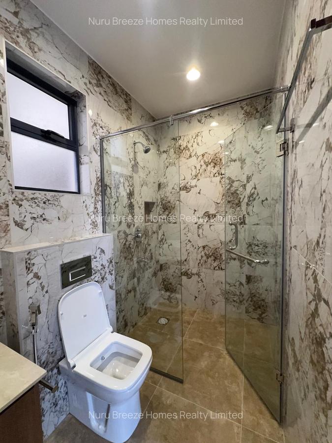 2 Bed Apartment with En Suite in Brookside - 20