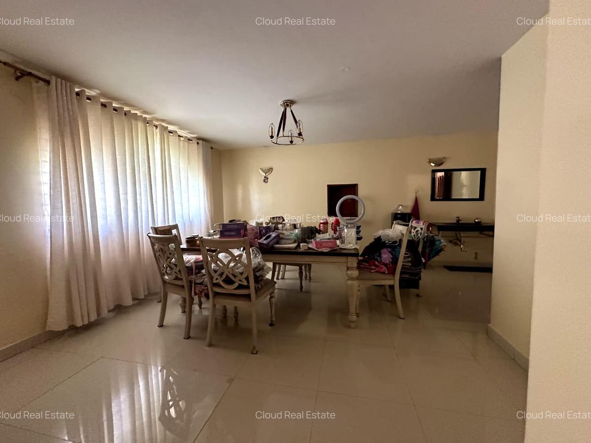 5 Bed House with En Suite in Karen - 5