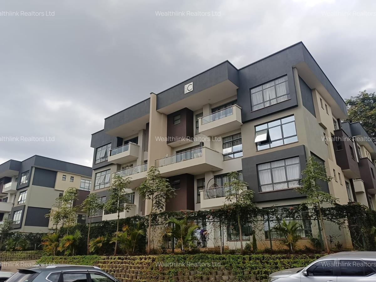 4 Bed Townhouse with En Suite at Two Rivers - 17