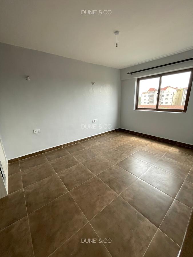 Serviced 2 Bed Apartment with En Suite in Westlands Area - 12
