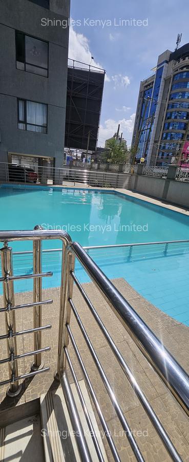 2 Bed Apartment with En Suite at Wood Avenue - 14