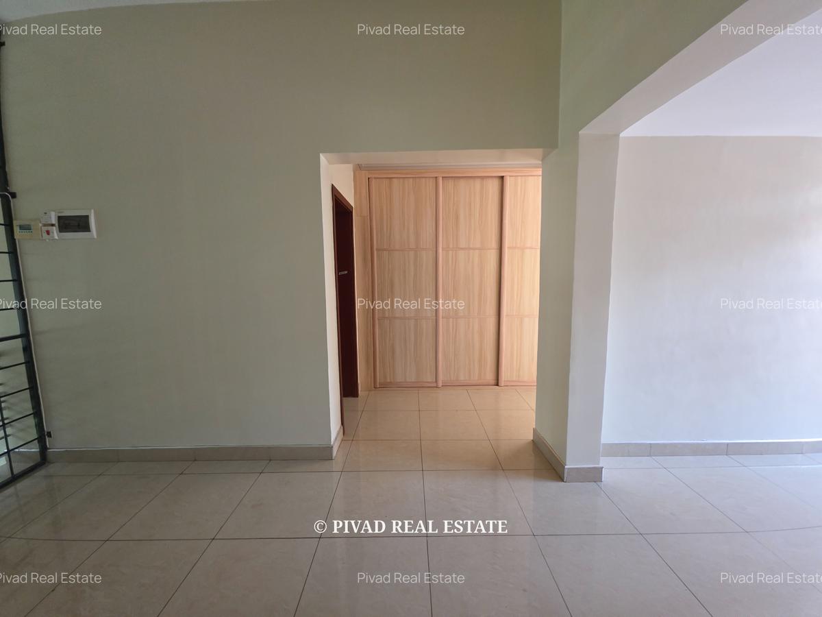 4 Bed Townhouse with Garden in Runda - 6