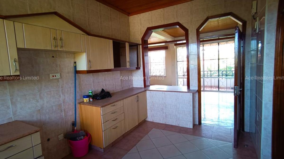 4 Bed Apartment with En Suite at Riverside Estate Nairobi - 3