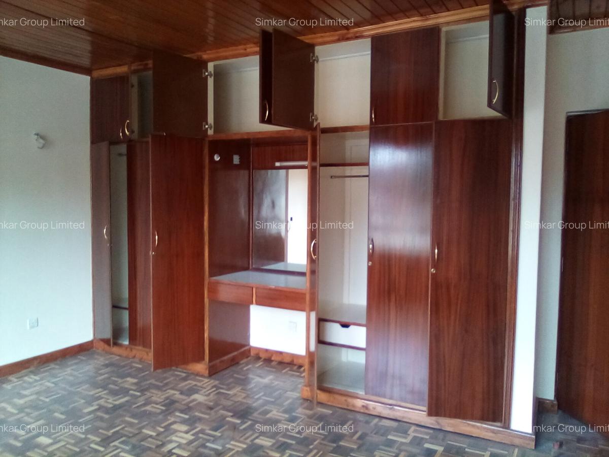4 Bed Townhouse with En Suite at Off Waiyaki Way - 9