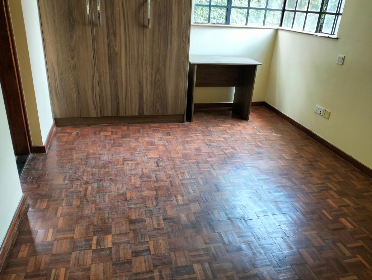 4 Bed Townhouse with En Suite in Kitisuru - 10