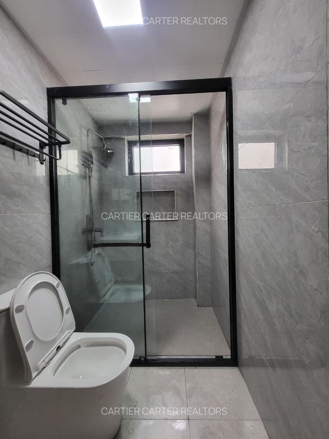 2 Bed Apartment with En Suite at Othaya Road - 17