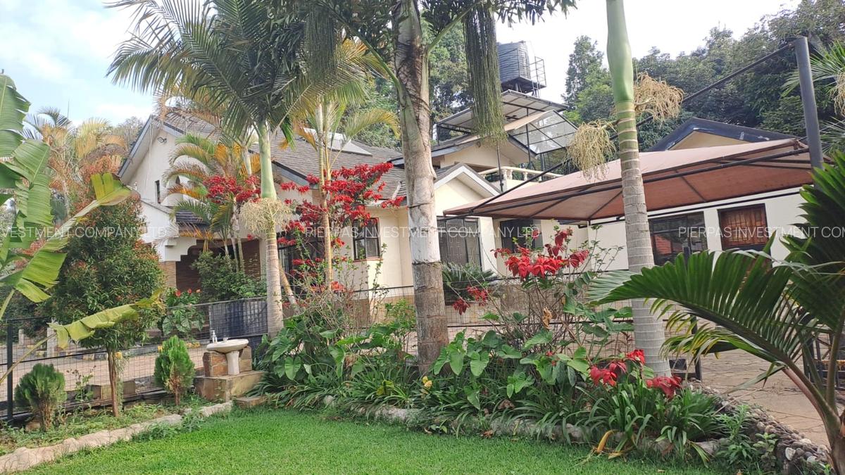 5 Bed Townhouse with En Suite in Runda - 17