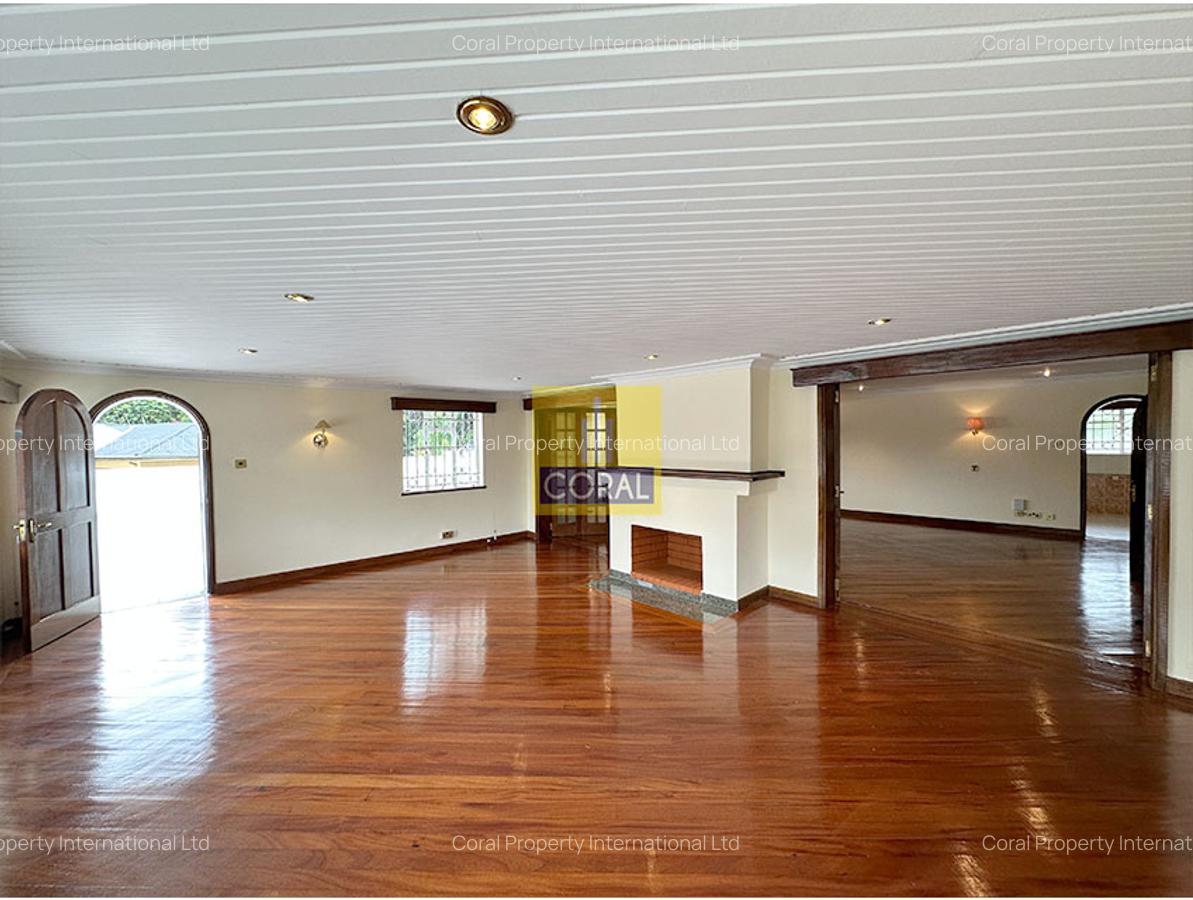 4 Bed House in Lavington - 6