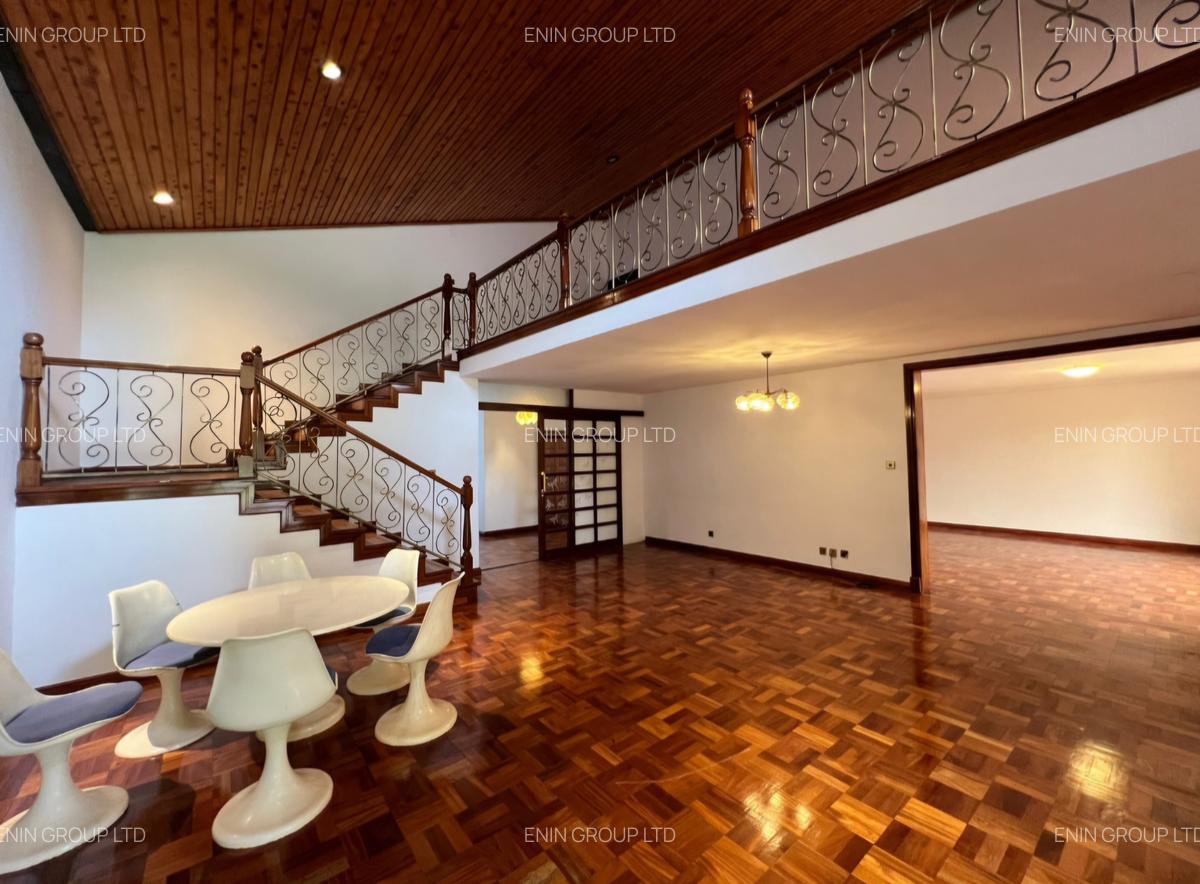 8 Bed House with En Suite at Spring Valley Rd - 4