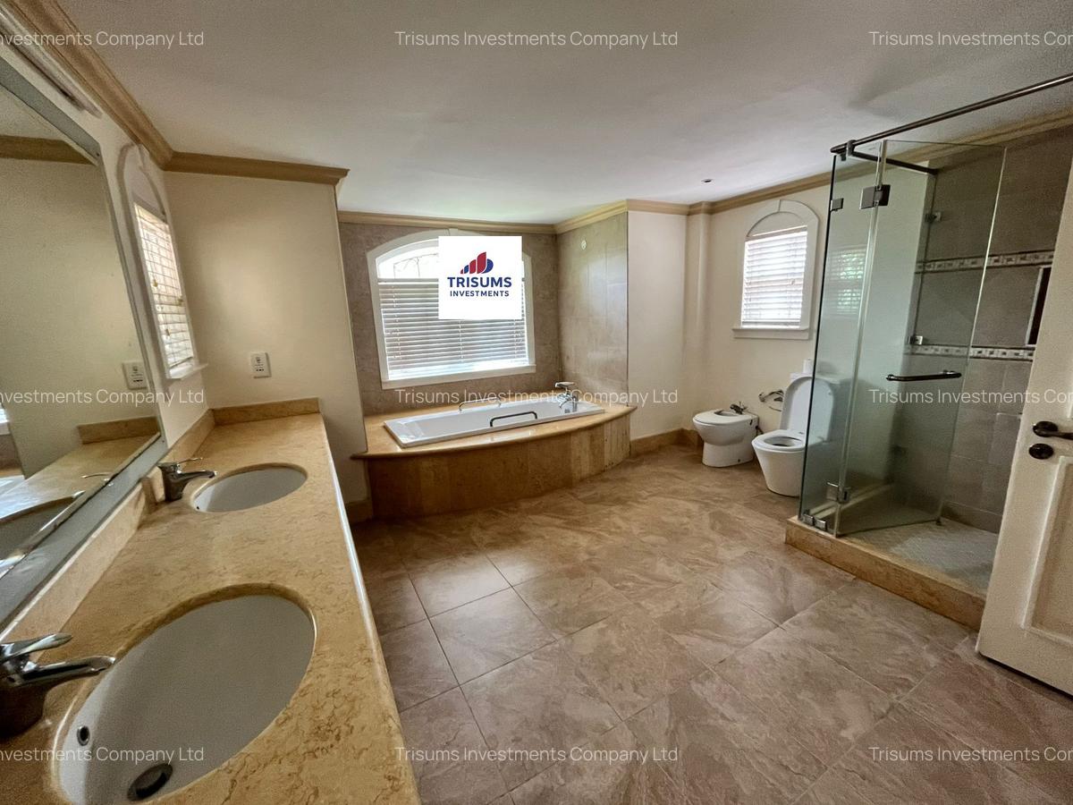 4 Bed Townhouse with En Suite in Kitisuru - 10