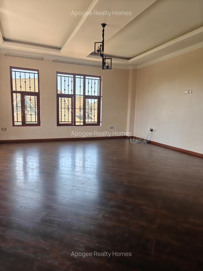 5 Bed House with En Suite at Muthaiga North - 12