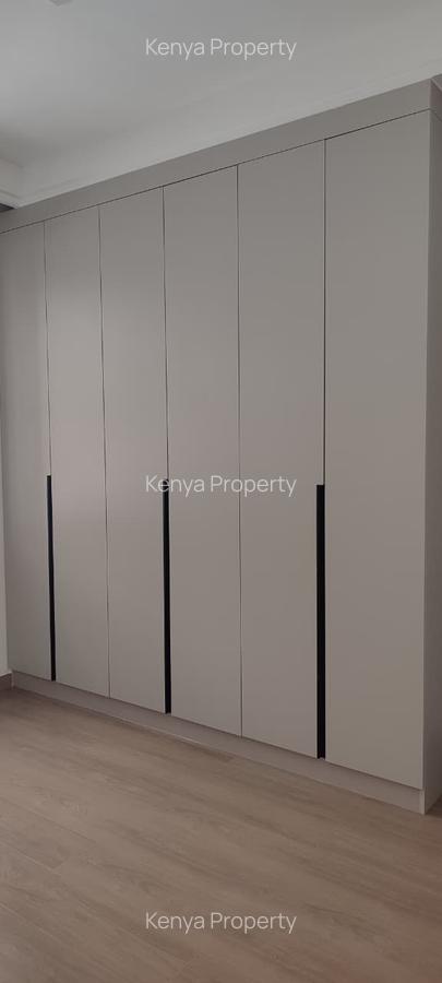 2 Bed Apartment with En Suite at Riverside Drive - 7