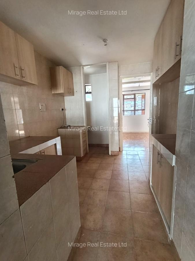 4 Bed Villa with Staff Quarters in Westlands Area - 10