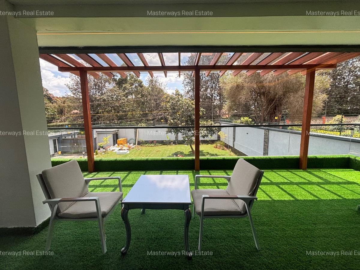 5 Bed House with En Suite in Runda - 9