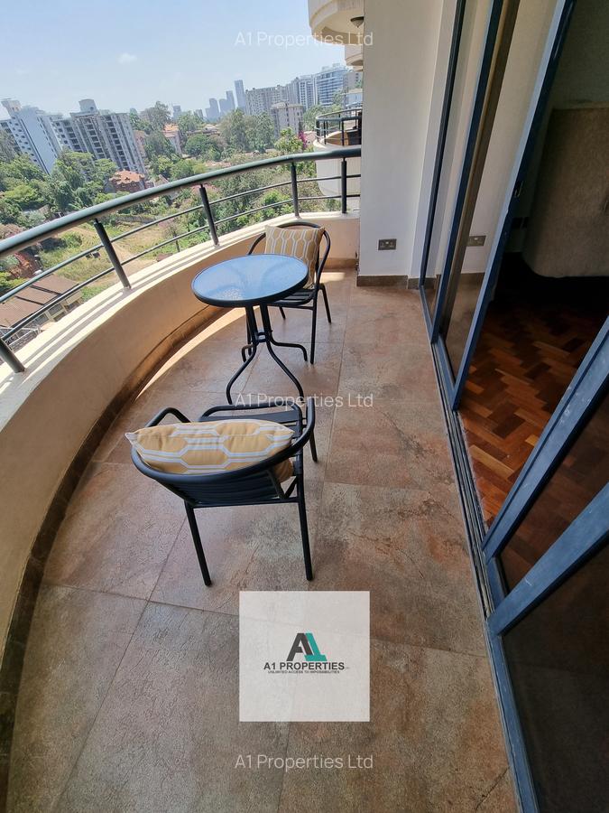 Furnished 3 Bed Apartment with En Suite in Riverside - 10
