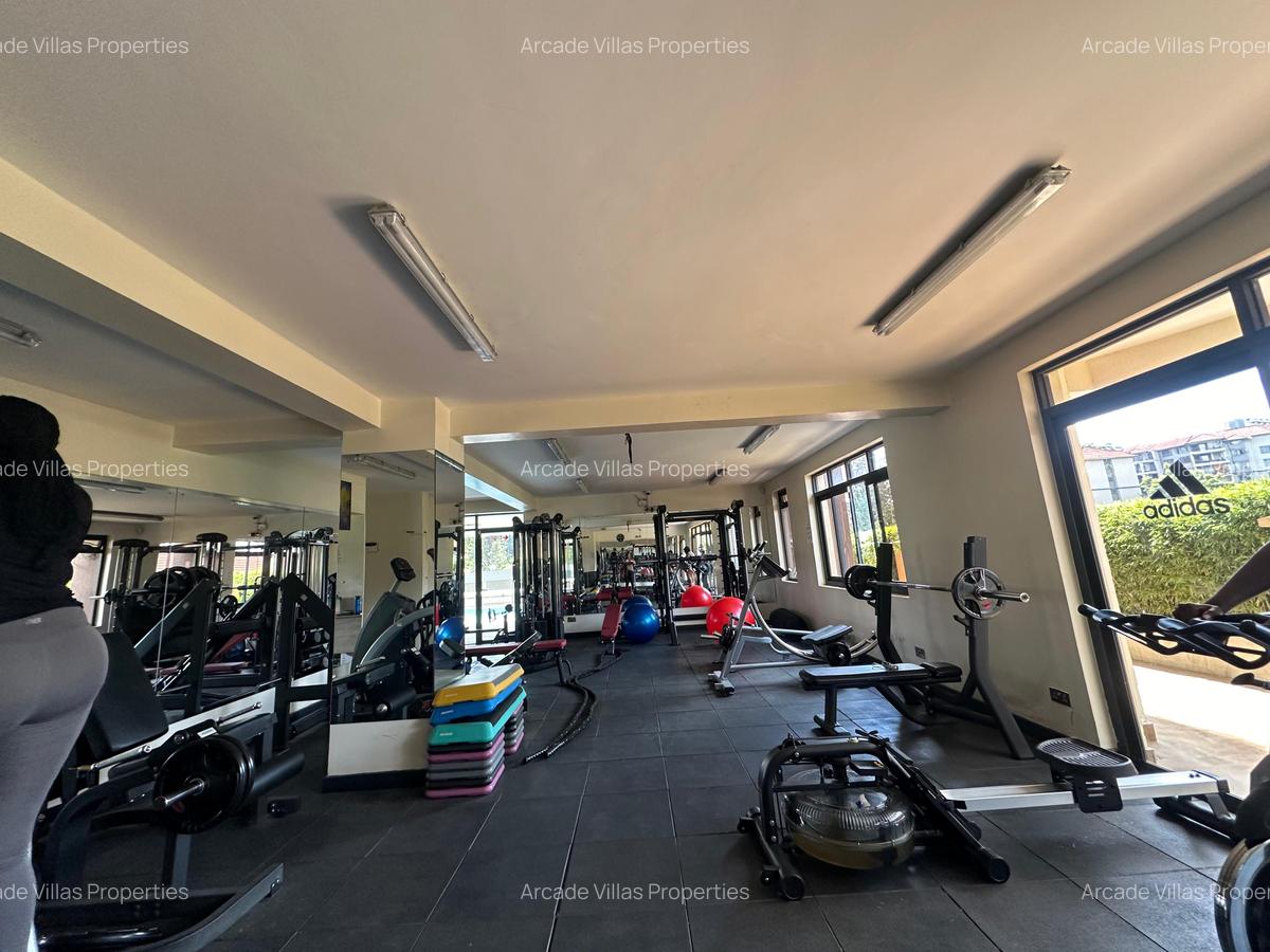 Serviced 4 Bed Apartment with En Suite in Riverside - 15