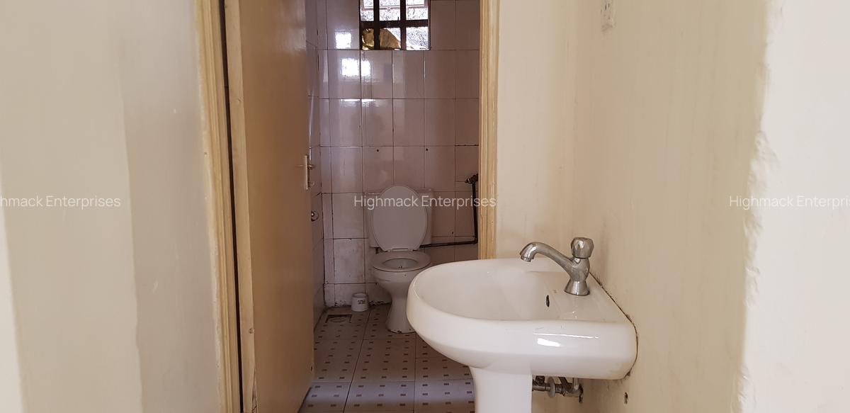 5,000 ft² Warehouse with Service Charge Included at Enterprise Road - 5