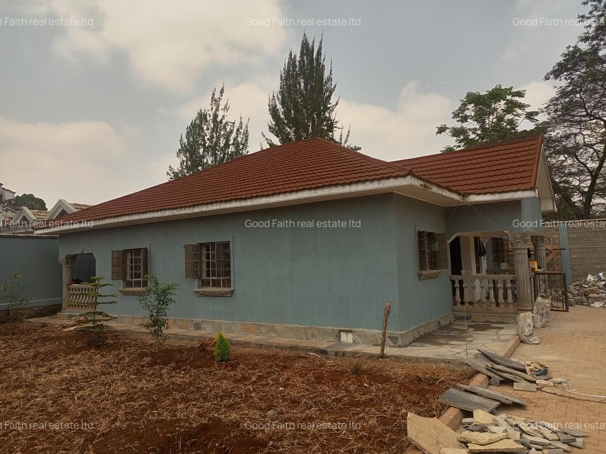 3 Bed House with En Suite in Runda - 1