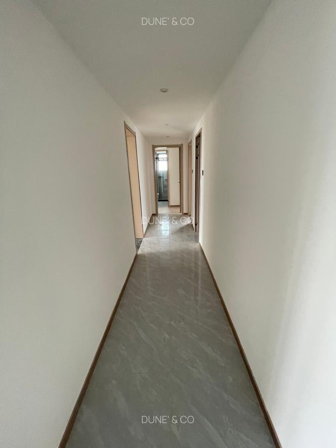 3 Bed Apartment with En Suite in Riverside - 9