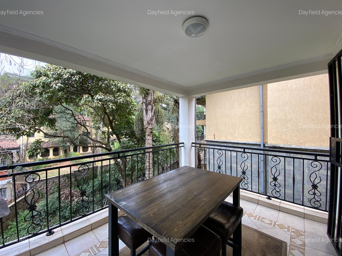 5 Bed House with En Suite in Spring Valley - 3