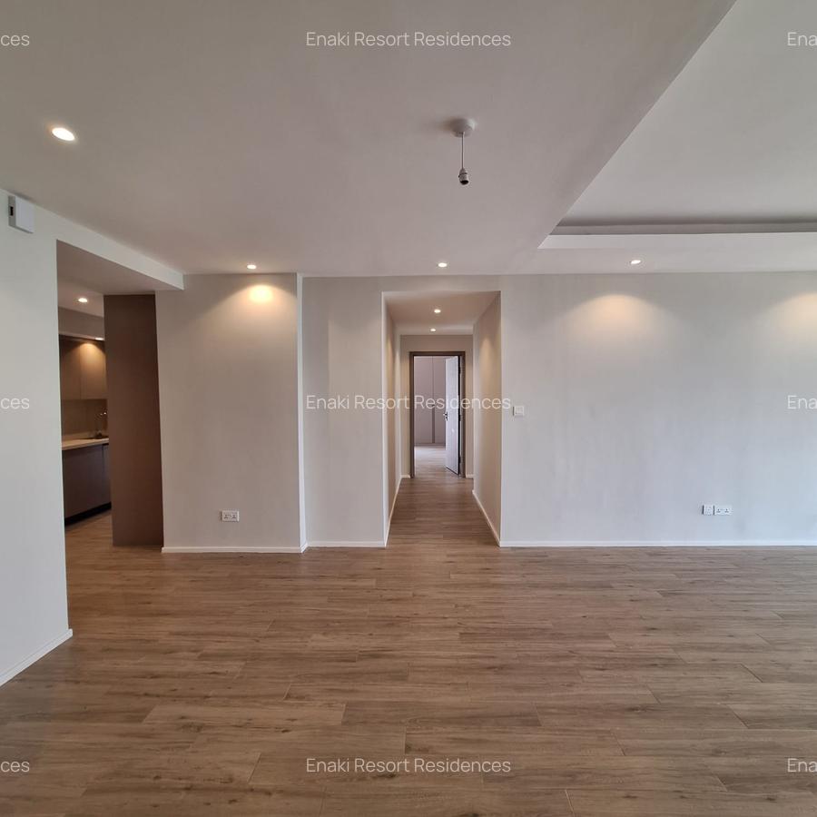 3 Bed Apartment with En Suite at Red Hill Road - 2